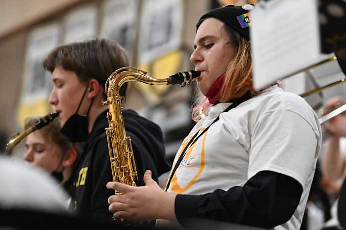 Roosevelt North Medford boys basketball Leon Neuschwander 58